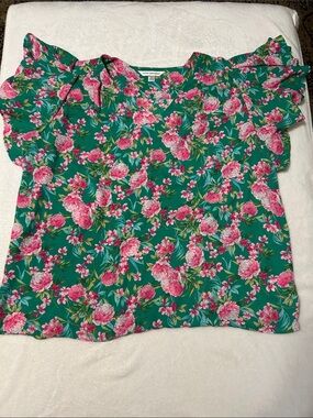 Counterparts Green Floral Ruffle Sleeve Blouse